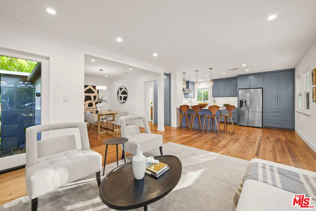 2212 Navy Street, Santa Monica, California 90405 home-pic-4